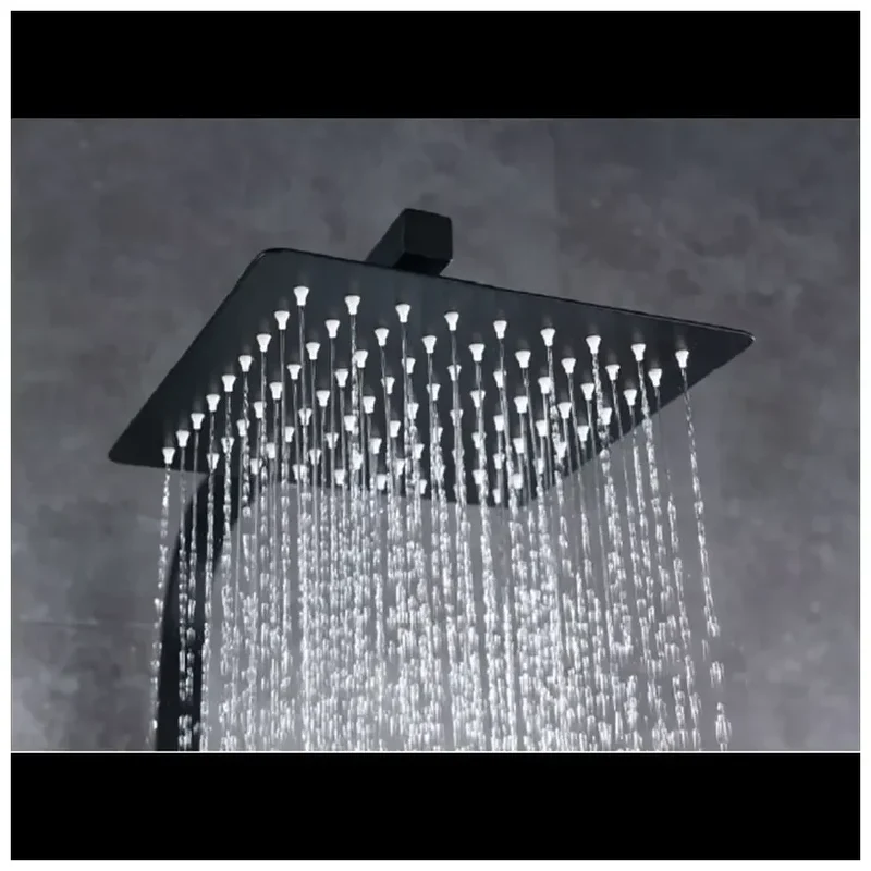 Columna de ducha para pared con un diseño extensible de acabado negro mate Fiyi de Imex