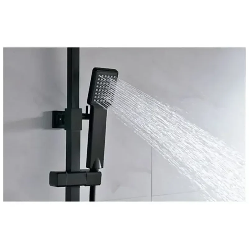 Columna termostática de ducha para pared con un diseño moderno de acabado negro mate Vigo de Imex