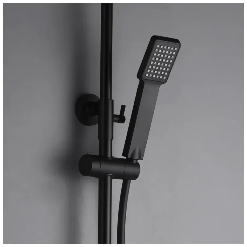 Columna de ducha con un diseño extensible y moderno de acabado negro mate Art de Imex