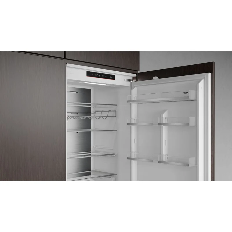 Refrigerador Combi Integrable 403 L Total No Frost RBF 78785 FIM Teka