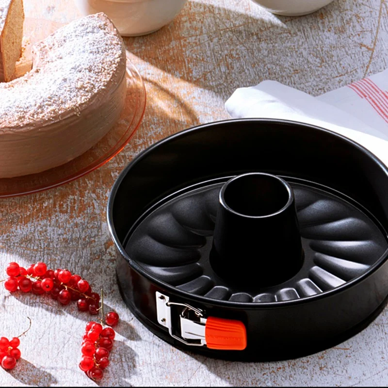 Set Molde Redondo Desmontable y Corona Le Creuset