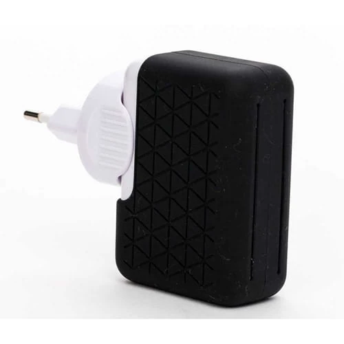 Cargador Universal Bluestork BS-220-4USB-PBK 2.1A 4 Puertos Sin Cable